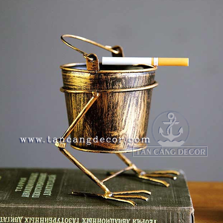 Gạt tàn trang trí Retro 1981