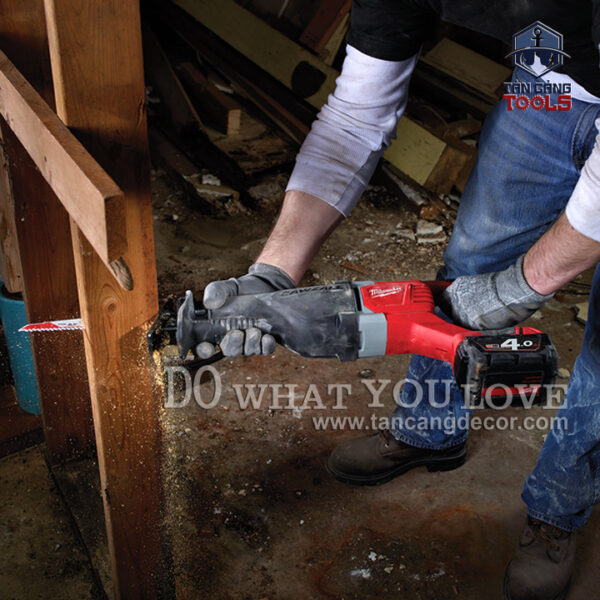 Alternative view of Pin 18V 4.0Ah Milwaukee M18B4 REDLITHIUM-ION