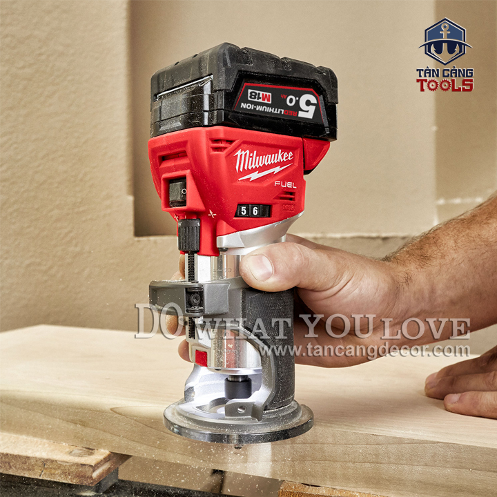 Máy Phay Cầm Tay Dùng Pin Milwaukee M18 FTR - 0C ( Thân Máy ) - Ảnh 9