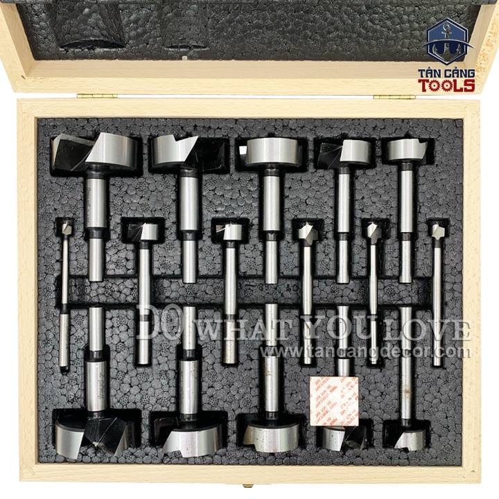 A040758 (4)