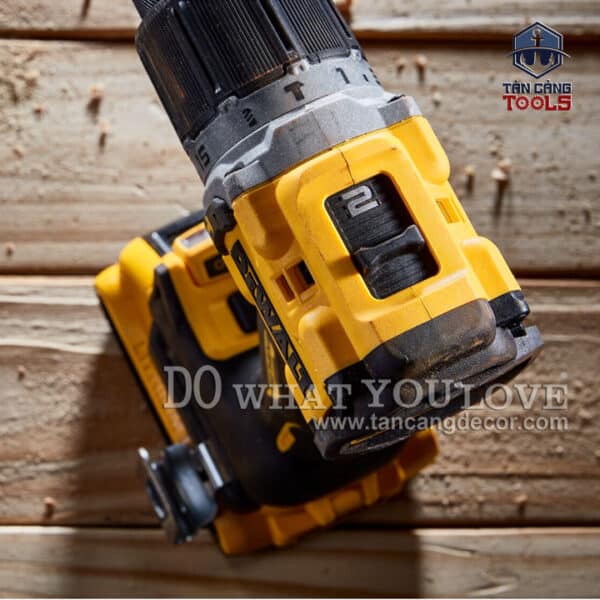 Combo Máy Khoan Động Lực Dùng Pin DeWalt 20V DCD805P2 ( Thân Máy, Thùng Nhựa, 1 Sạc, 2 Pin 5.0 Ah ) - Ảnh 3