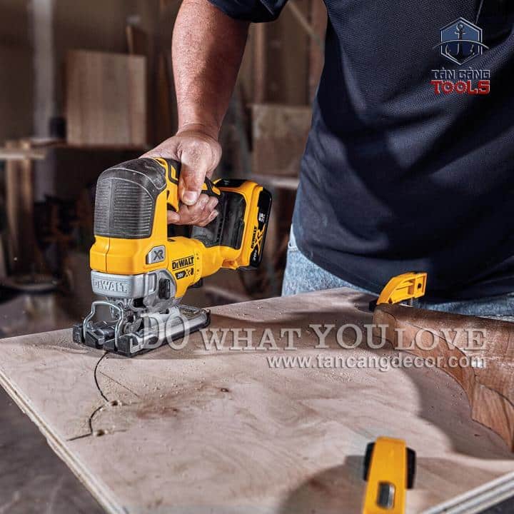 Máy Cưa Lọng Dùng Pin Có 7 Cấp Điều Tốc DeWalt 20V DCS334B ( Thân Máy ) - Ảnh 5