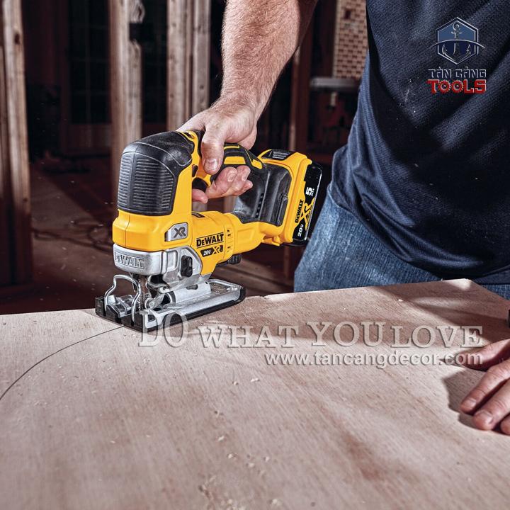 Máy Cưa Lọng Dùng Pin Có 7 Cấp Điều Tốc DeWalt 20V DCS334B ( Thân Máy ) - Ảnh 6