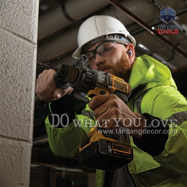 Combo Máy Khoan Động Lực Dùng Pin DeWalt 18V DCD996P2 ( Thân Máy, Thùng Nhựa, 1 Sạc, 2 Pin 5.0 Ah ) - Ảnh 8