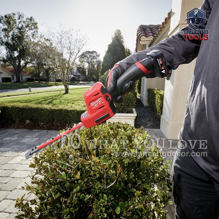 Máy Tỉa Hàng Rào 20 cm Dùng Pin Milwaukee M12 FHT20-0 ( Thân Máy ) - Ảnh 7