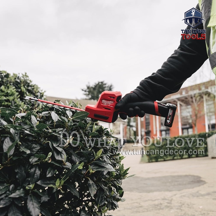 Máy Tỉa Hàng Rào 20 cm Dùng Pin Milwaukee M12 FHT20-0 ( Thân Máy ) - Ảnh 9