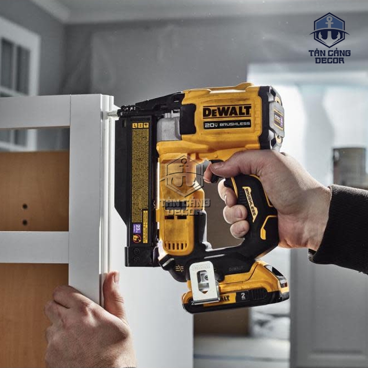 Súng Đinh Chỉ - Đinh Đồng Dùng Pin 20V Dewalt DCN623 ( Thân Máy ) - Ảnh 6