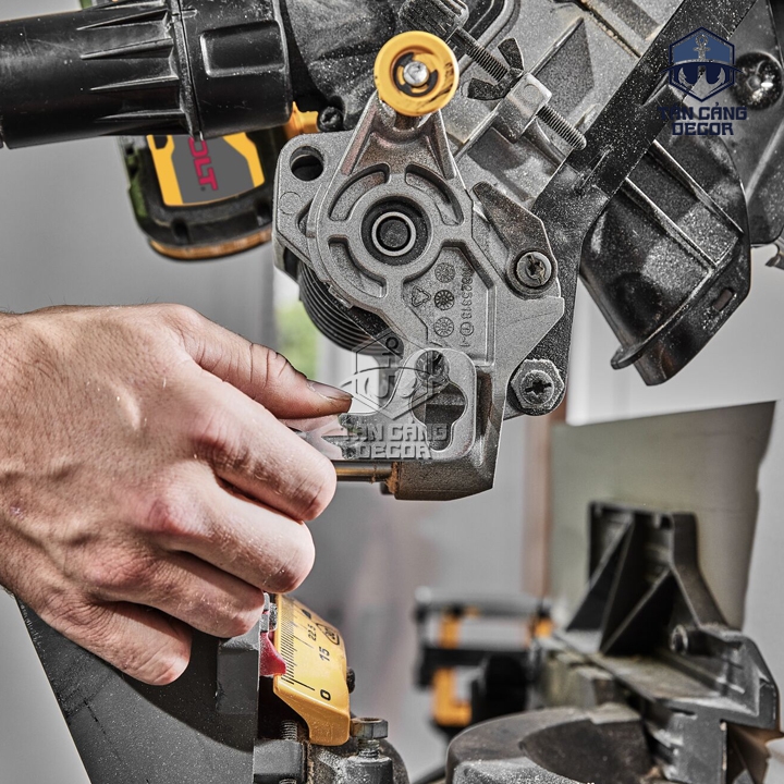 Máy Cưa Cắt Đa Góc Trục Trượt 305 mm Dùng Pin FlexVolt Dewalt DCS781B (Thân Máy) - Ảnh 13